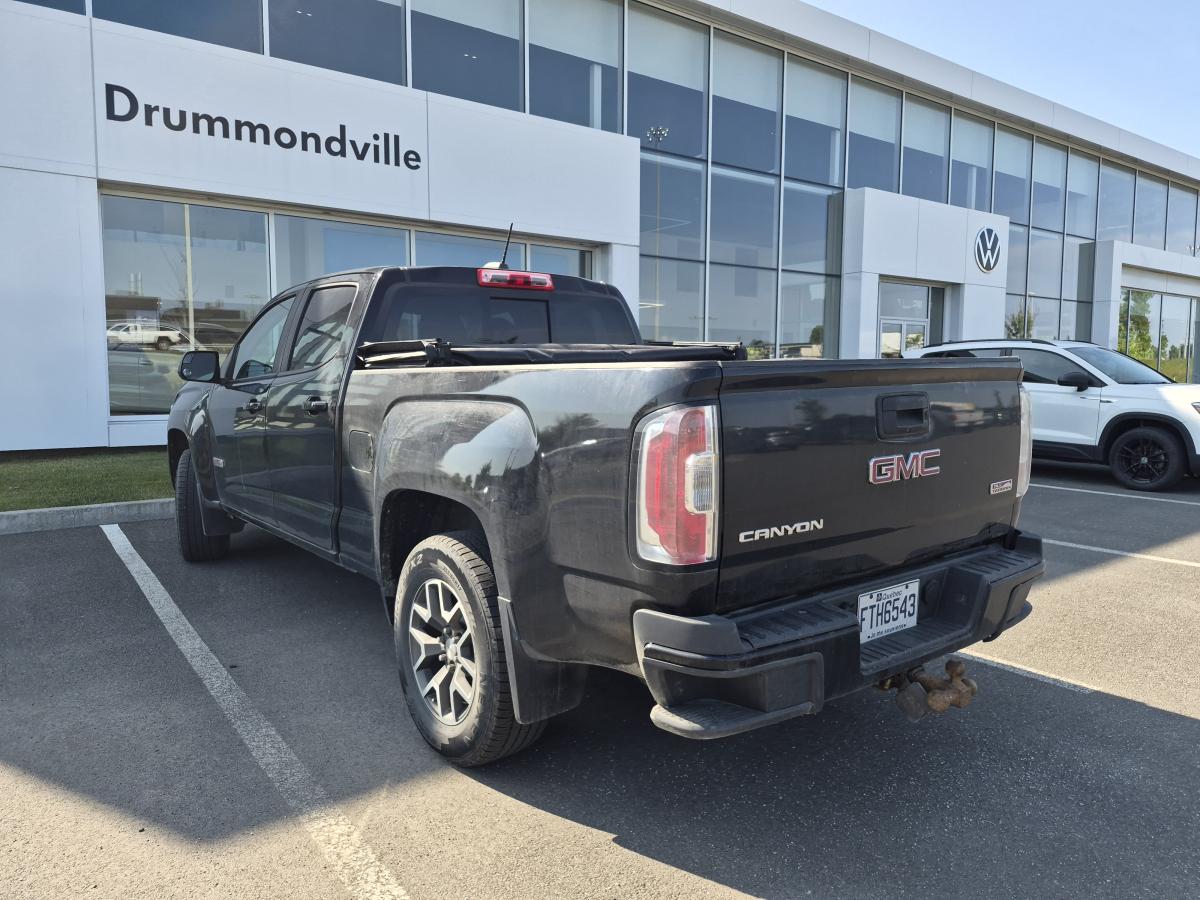 2017 GMC Canyon - Image 11