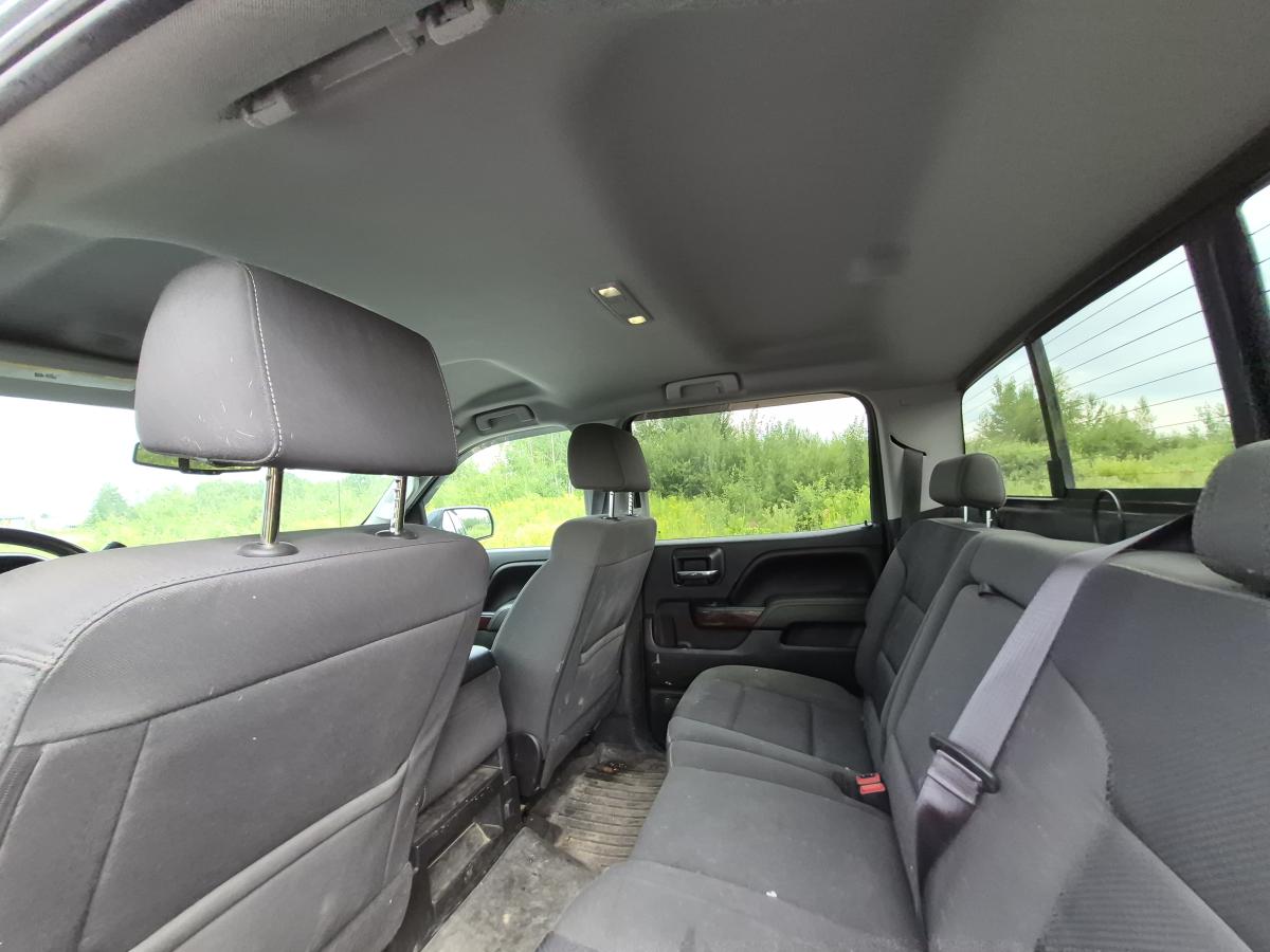 2017 GMC Sierra 1500 - Image 10