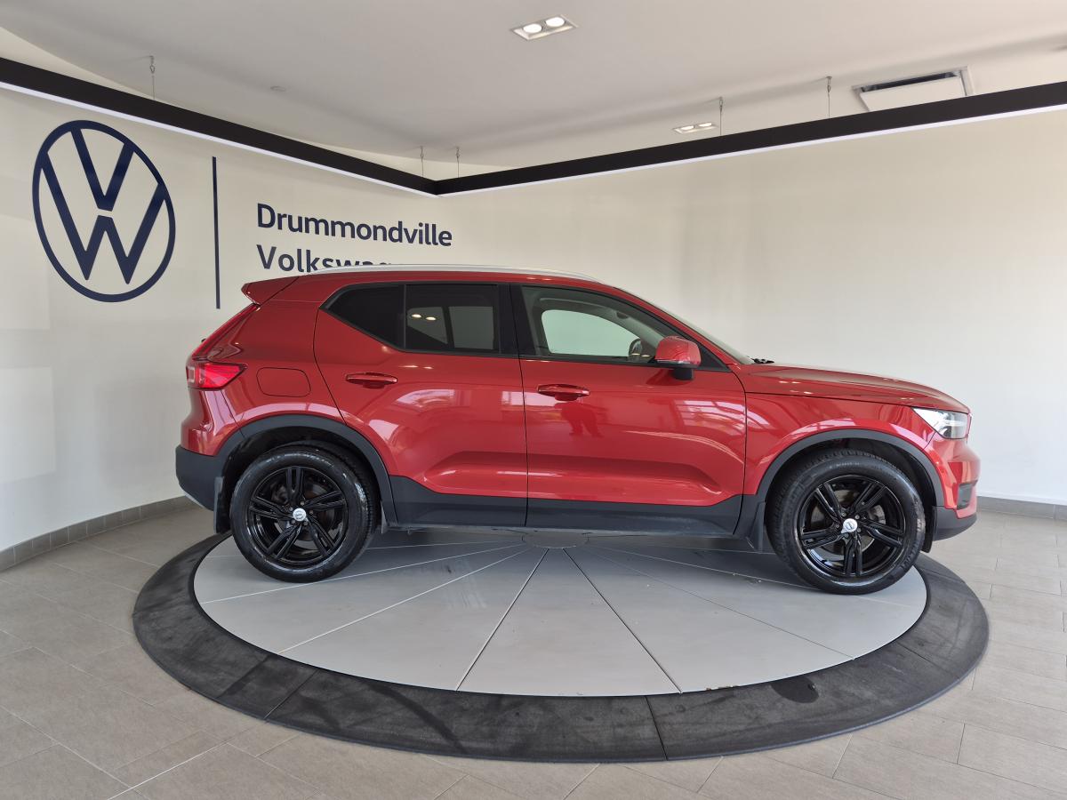 2021 Volvo XC40 - Image 7