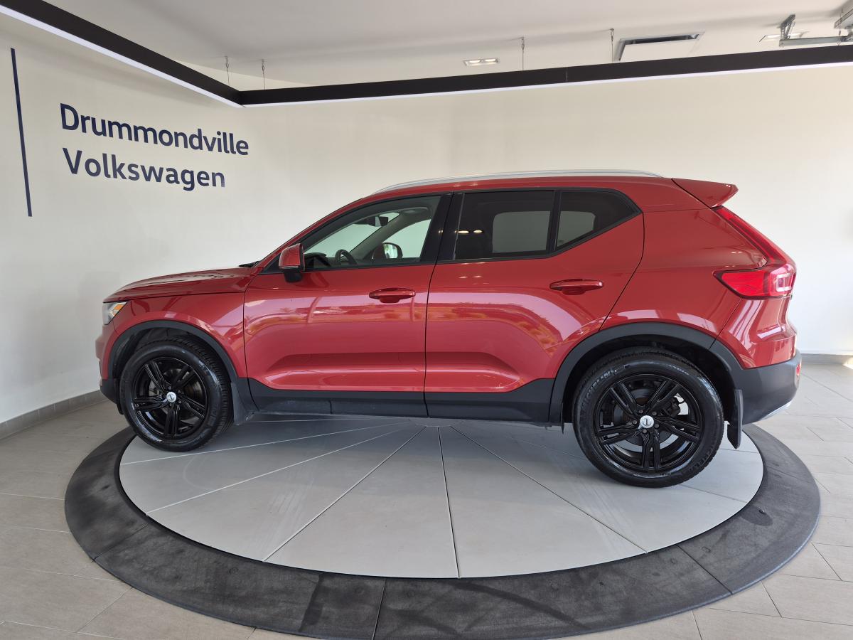 2021 Volvo XC40 - Image 14