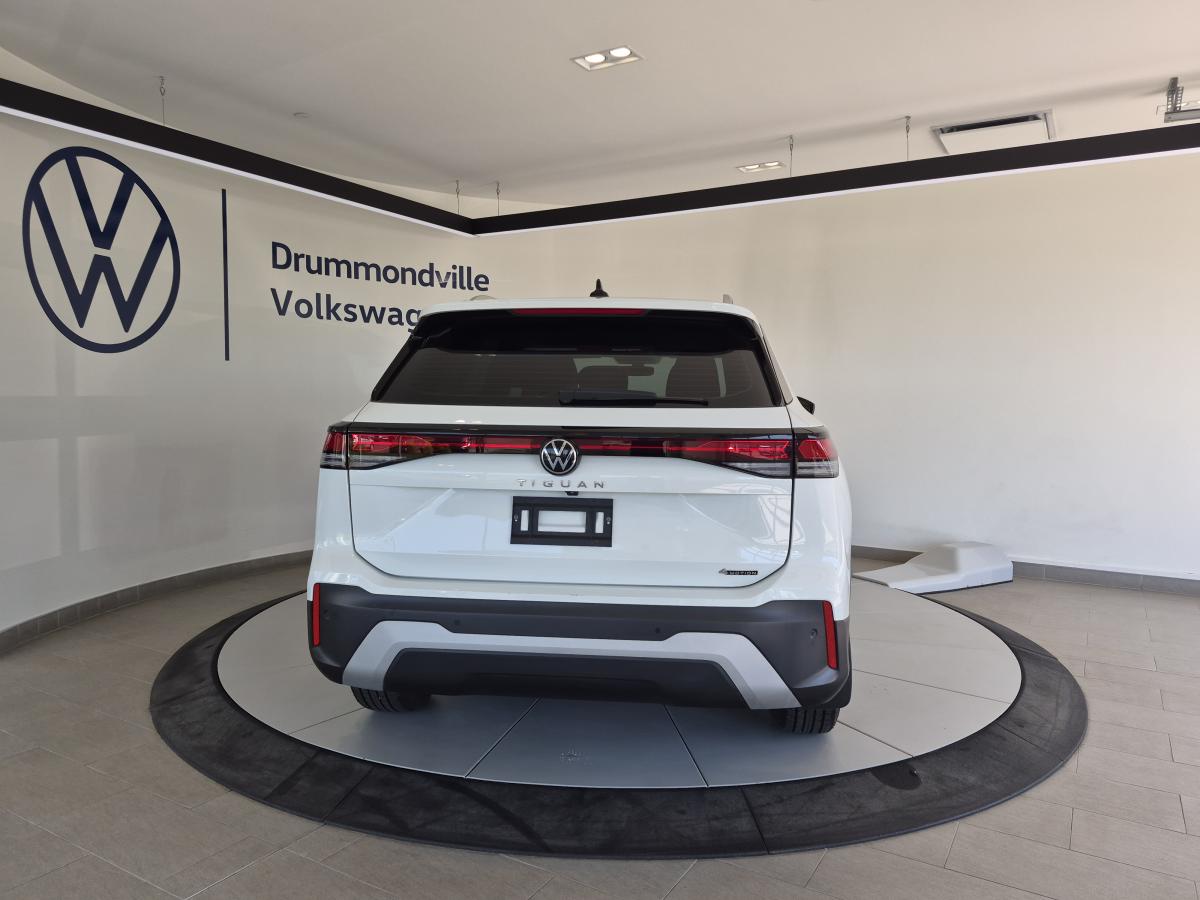 2025 Volkswagen Tiguan - Image 11