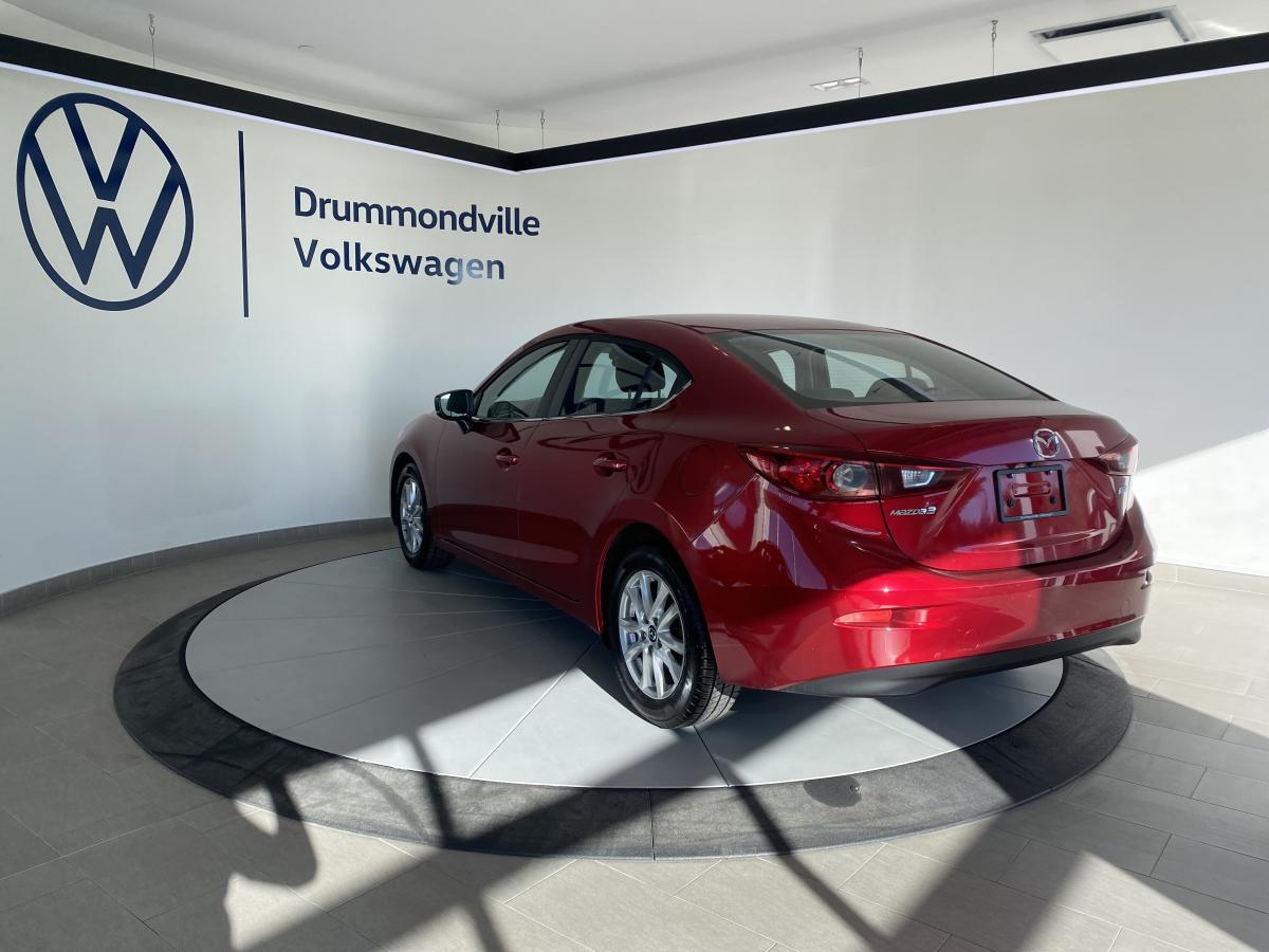 2018 Mazda Mazda3 - Image 10