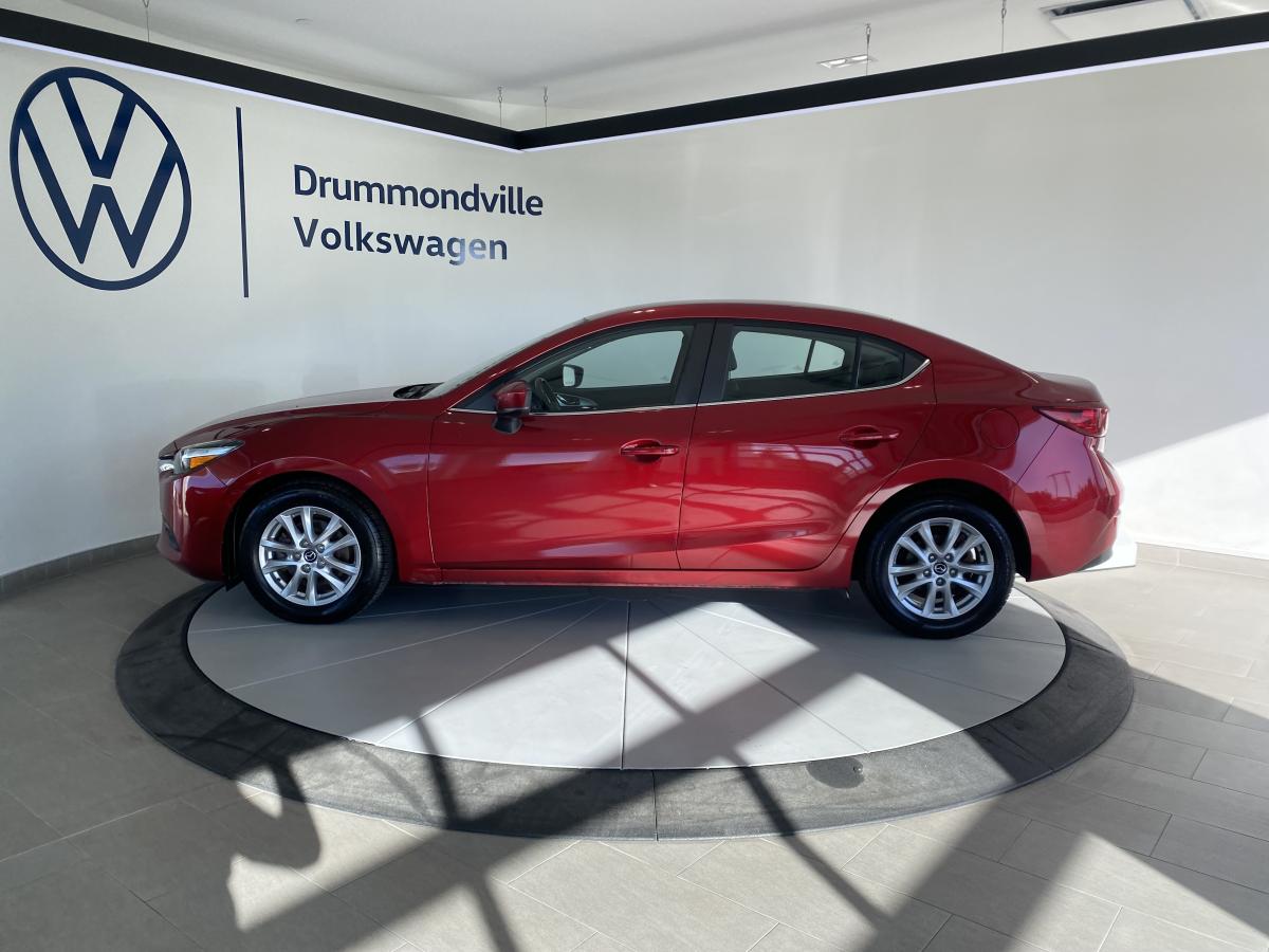 2018 Mazda Mazda3 - Image 12