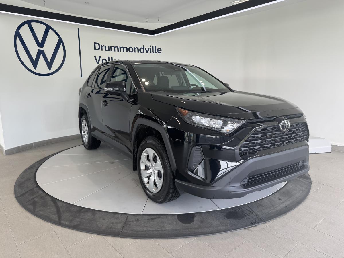 2023 Toyota RAV4 - Image 5