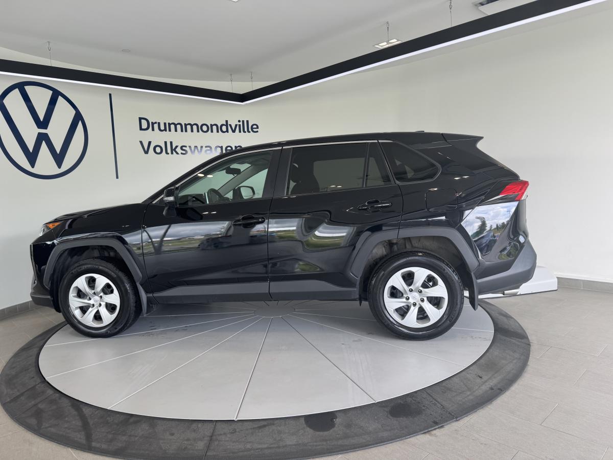 2023 Toyota RAV4 - Image 14