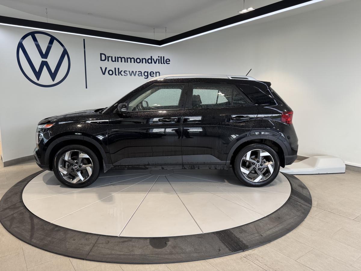 2024 Hyundai Venue - Image 14