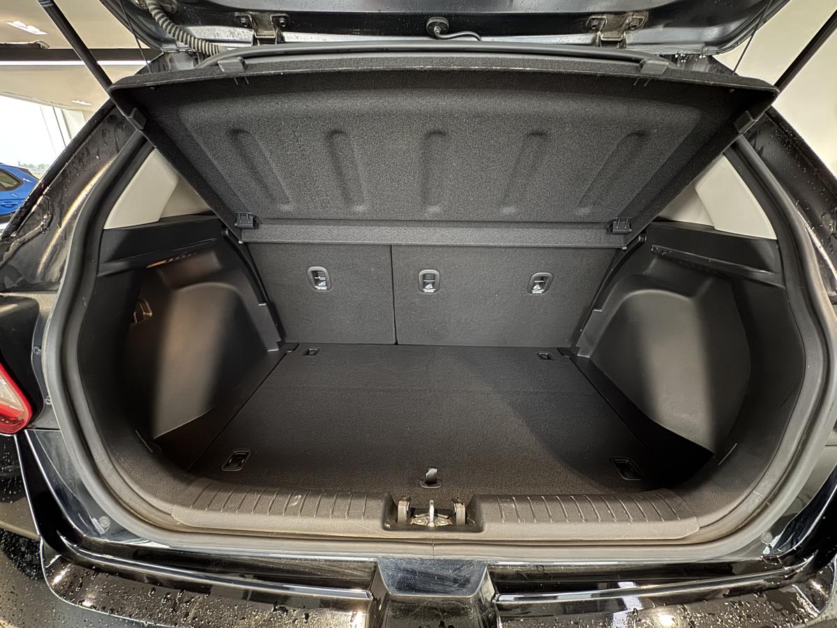2024 Hyundai Venue - Image 15