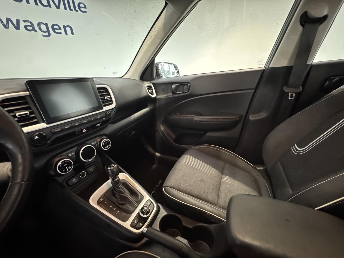 2024 Hyundai Venue - Image 19