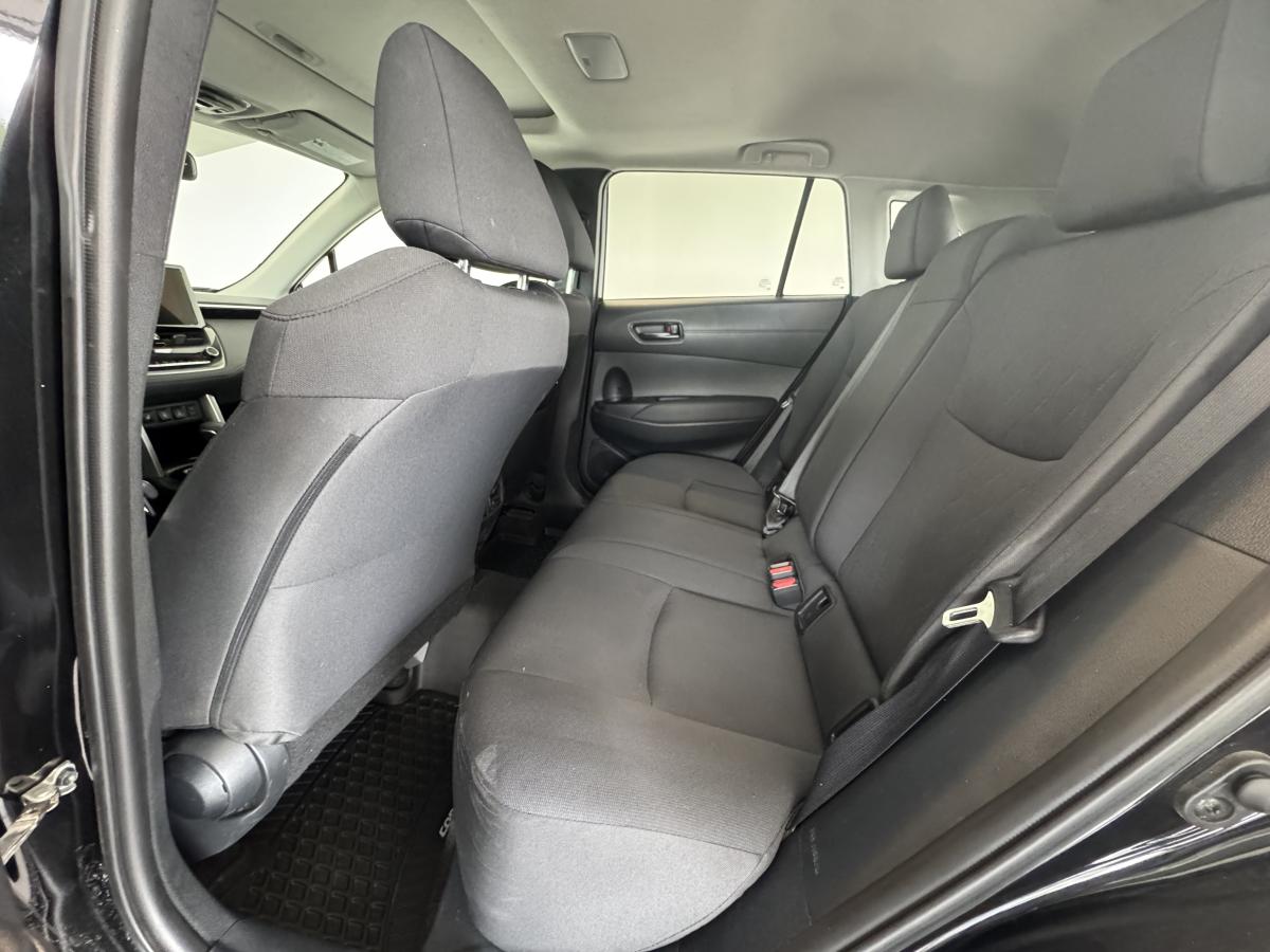 2023 Toyota Corolla Cross - Image 10