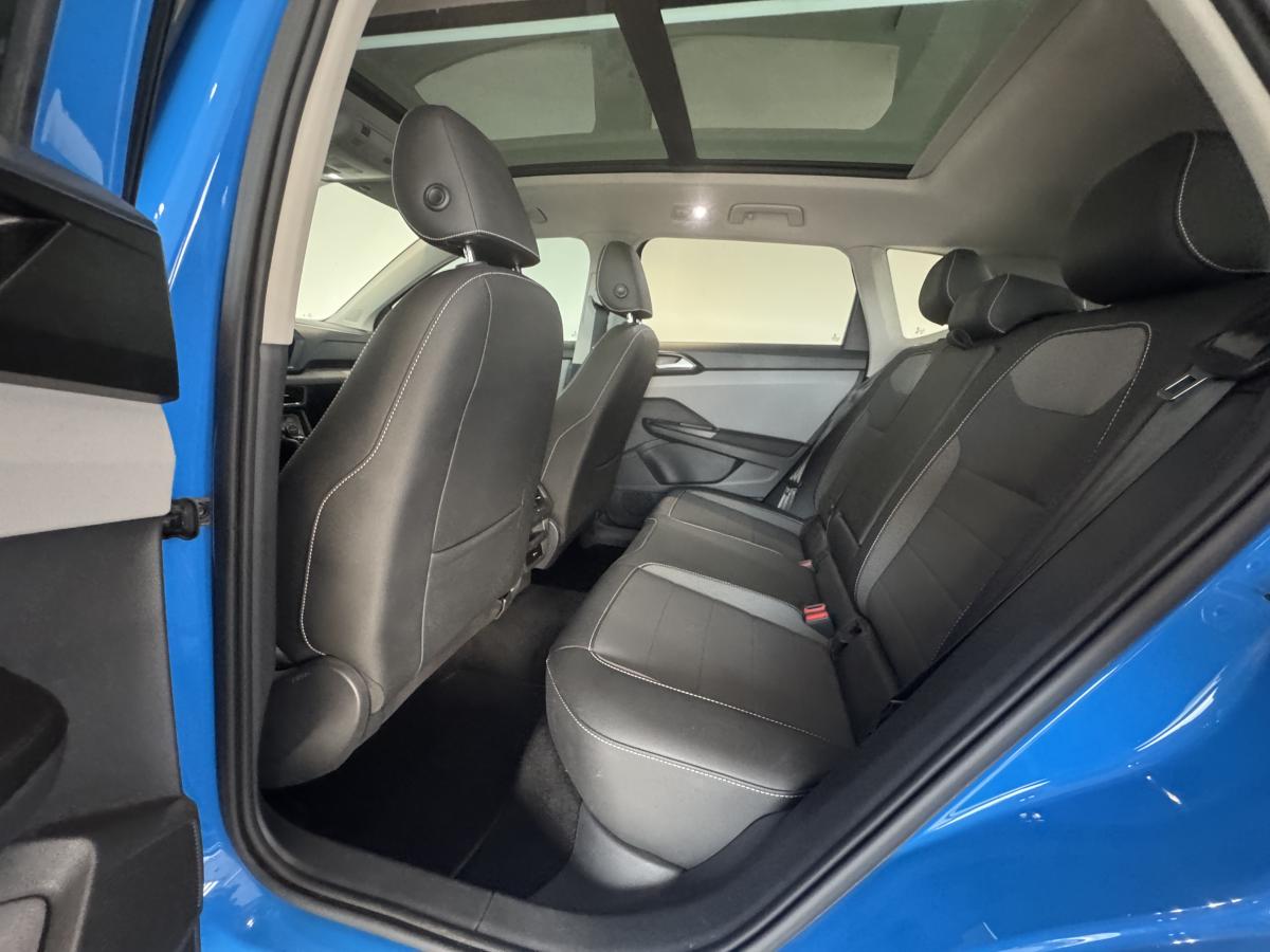 2023 Volkswagen Taos - Image 10