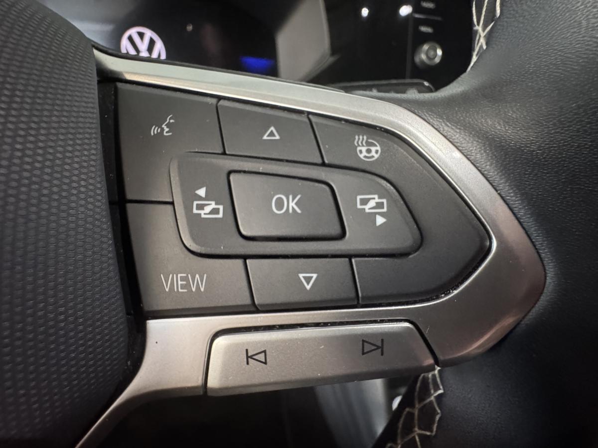 2023 Volkswagen Taos - Image 14