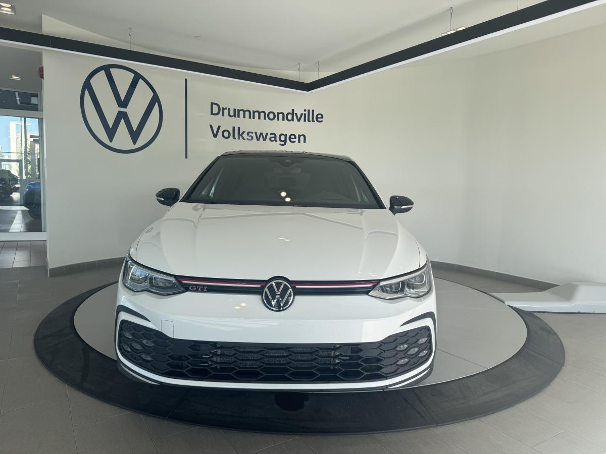 2023 Volkswagen Golf GTI - Image 2