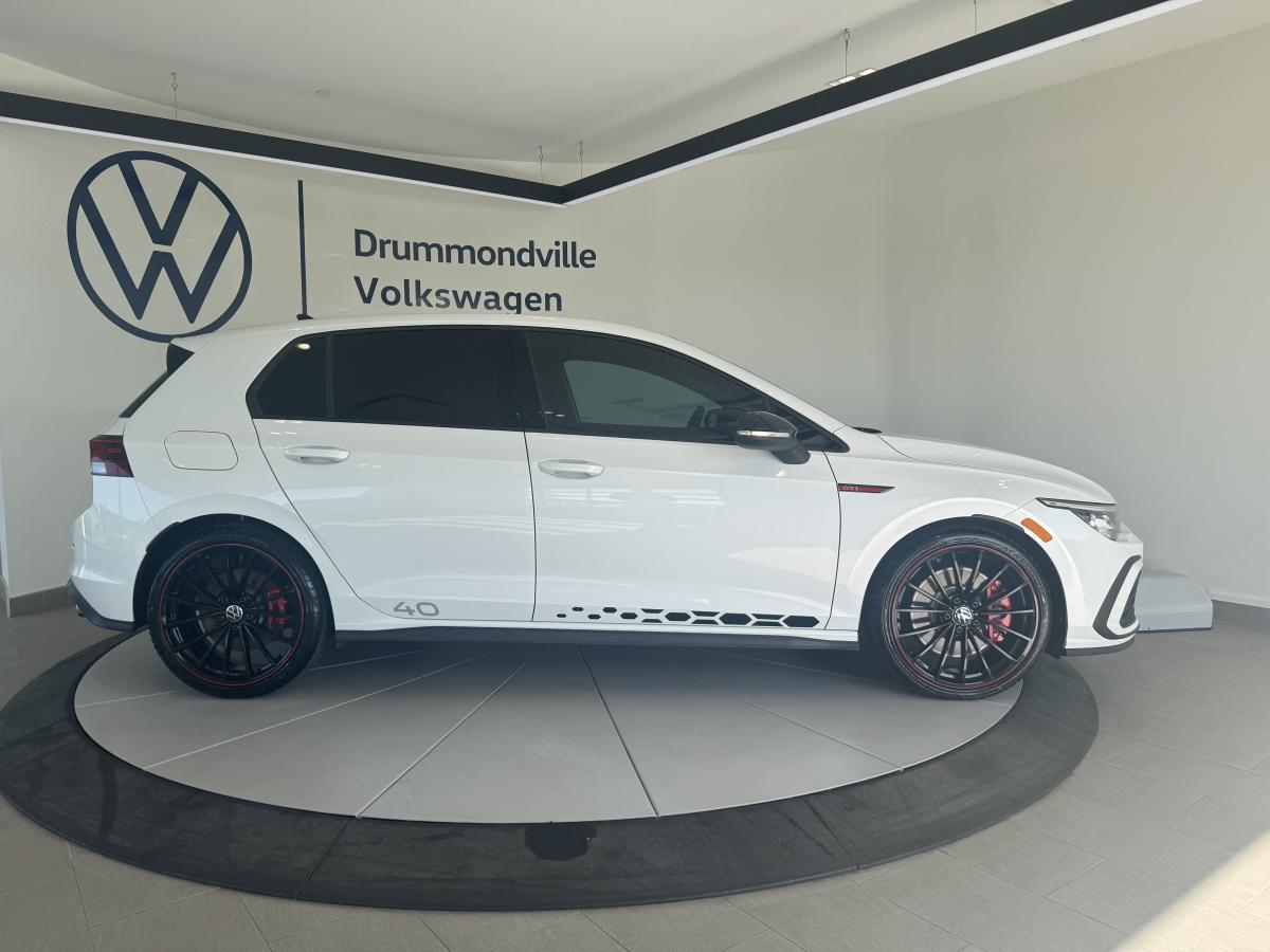 2023 Volkswagen Golf GTI - Image 4