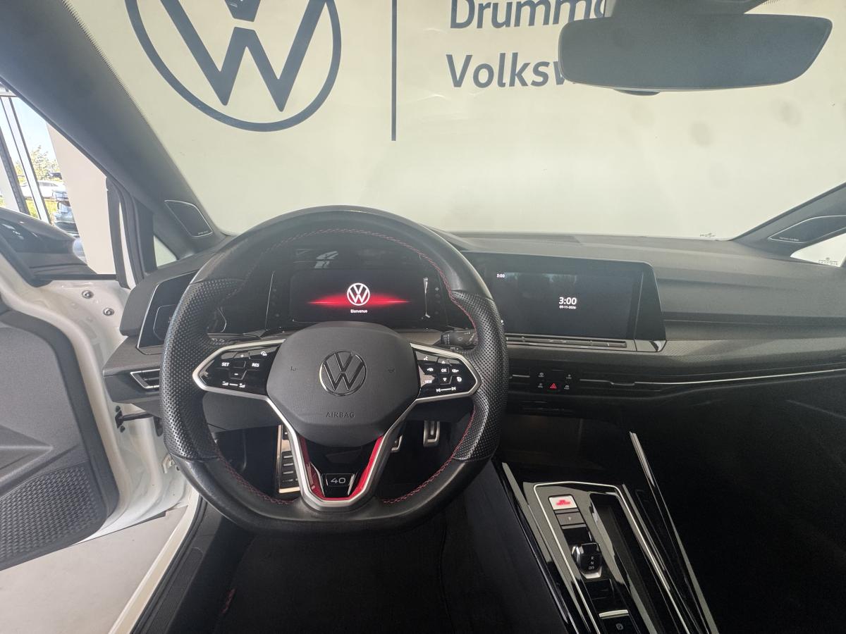 2023 Volkswagen Golf GTI - Image 11