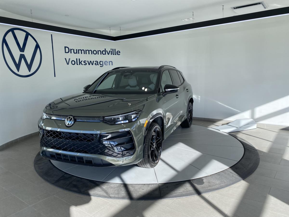 2025 Volkswagen Tiguan - Image 3