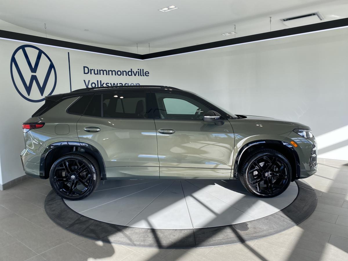 2025 Volkswagen Tiguan - Image 5