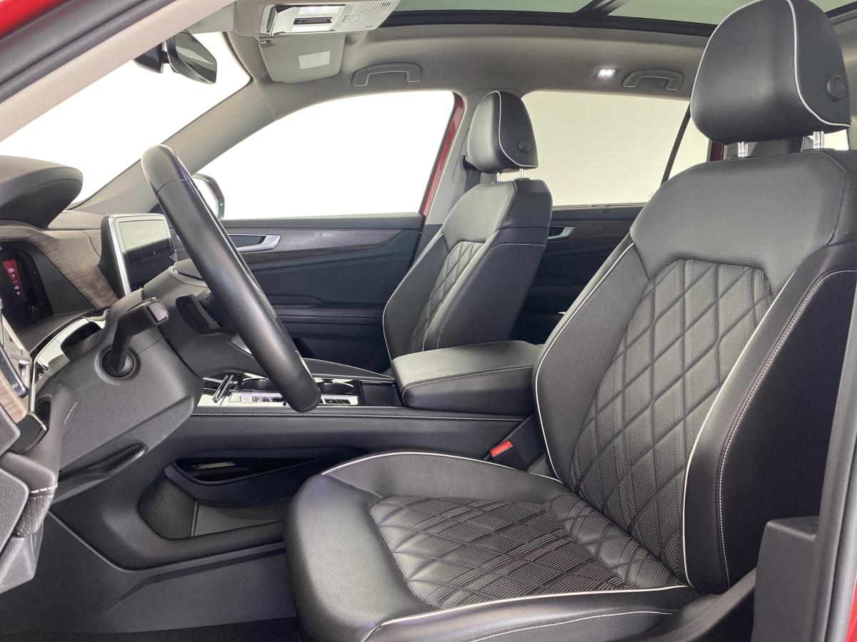 2024 Volkswagen Atlas - Image 19