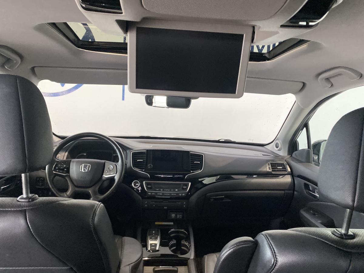 2019 Honda Pilot - Image 16