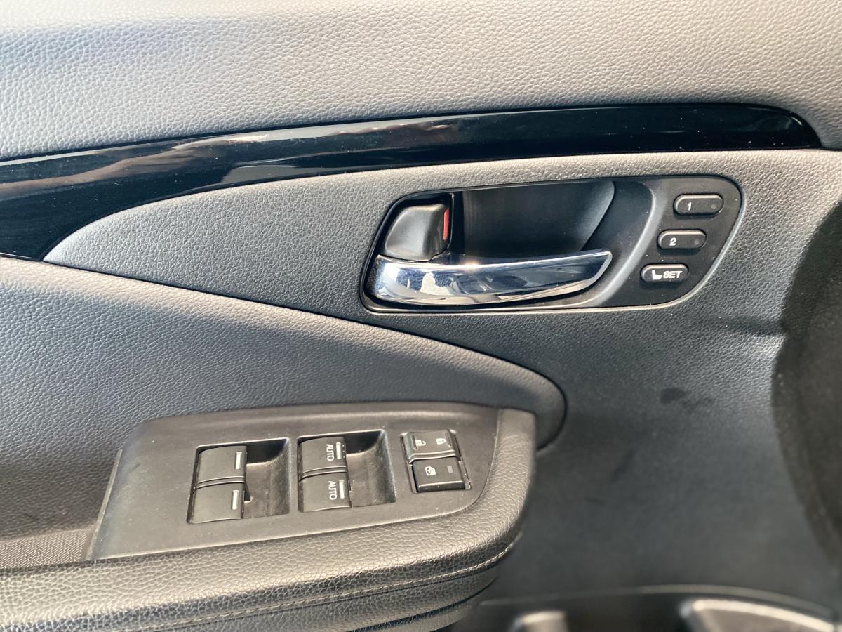 2019 Honda Pilot - Image 18