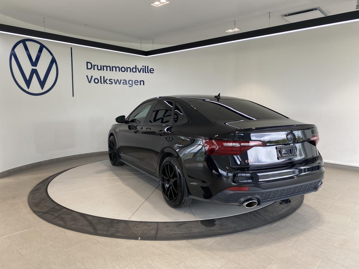 2024 Volkswagen Jetta GLI - Image 10