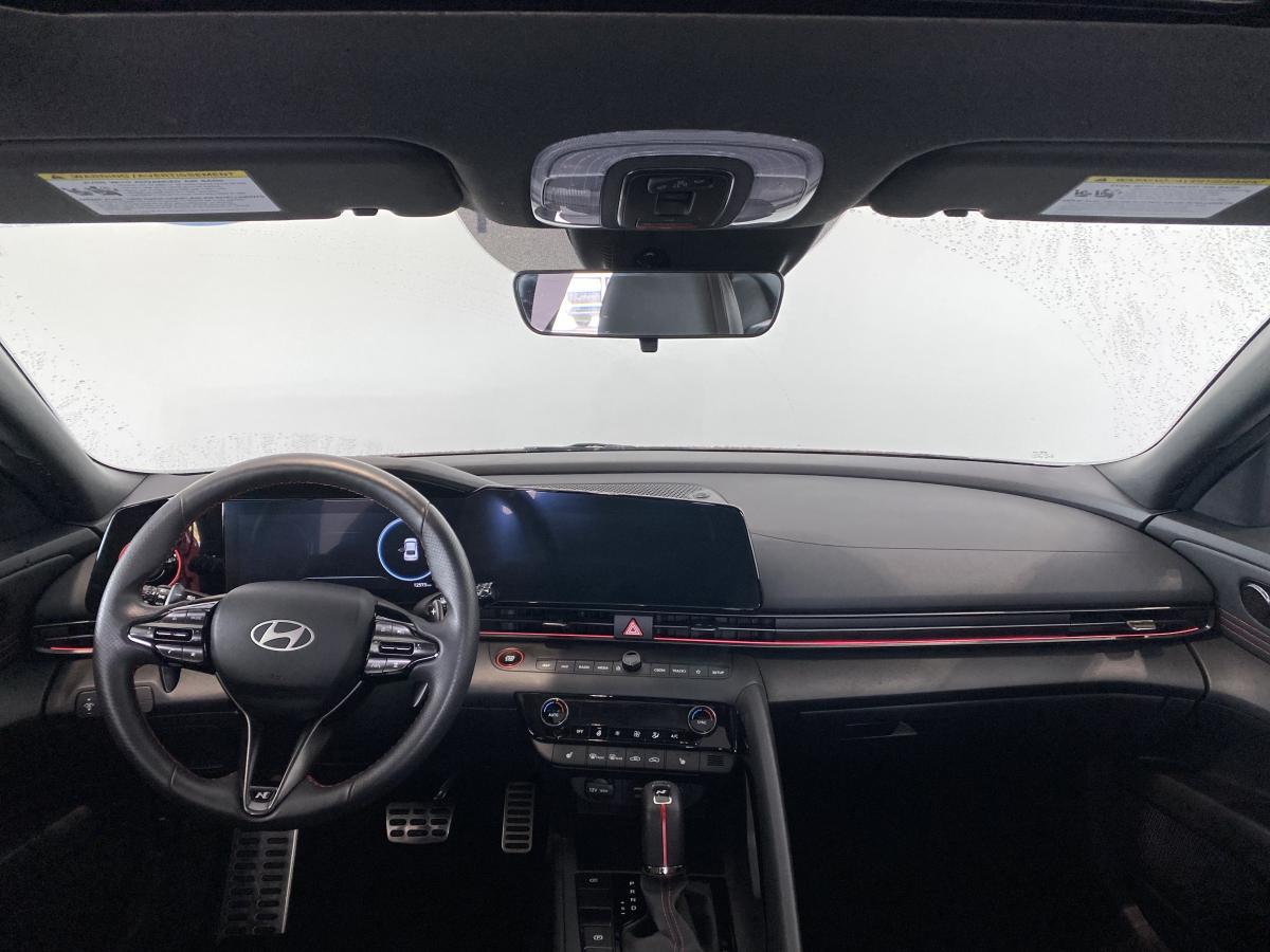 2024 Hyundai Elantra - Image 15