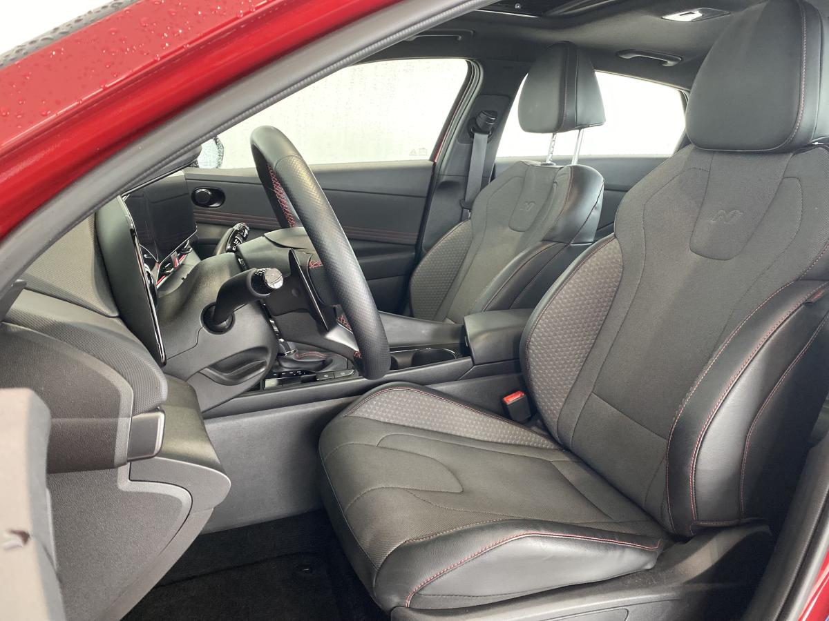 2024 Hyundai Elantra - Image 17