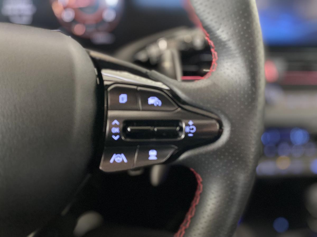 2024 Hyundai Elantra - Image 23