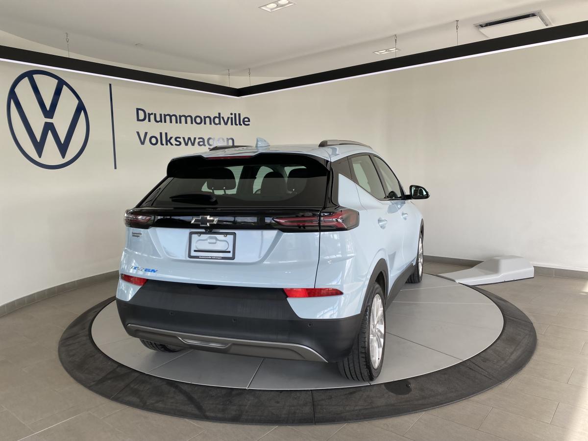 2023 Chevrolet Bolt EUV - Image 10