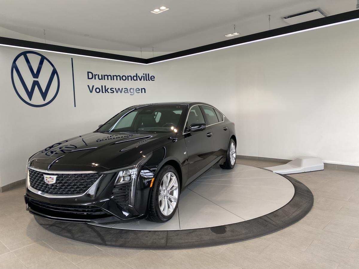 2025 Cadillac CT5 - Image 2