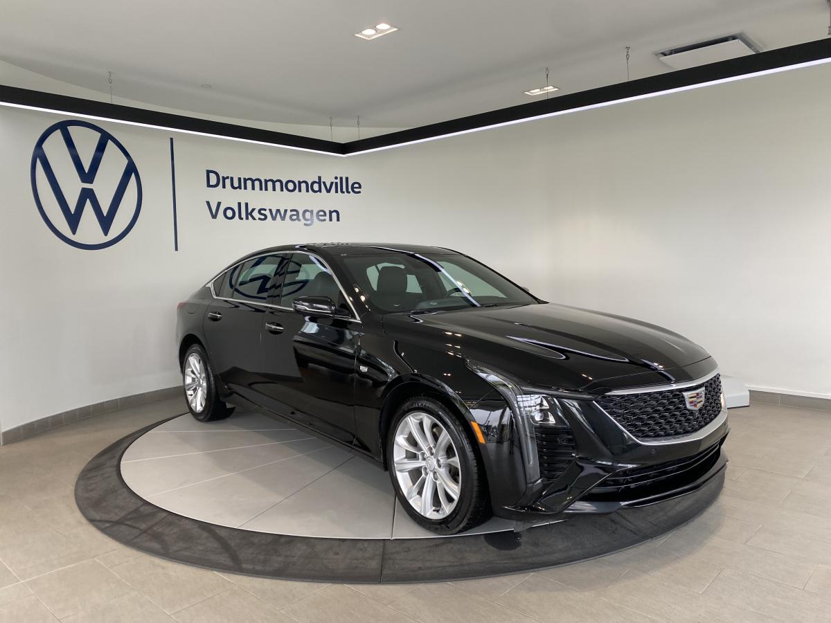 2025 Cadillac CT5 - Image 4
