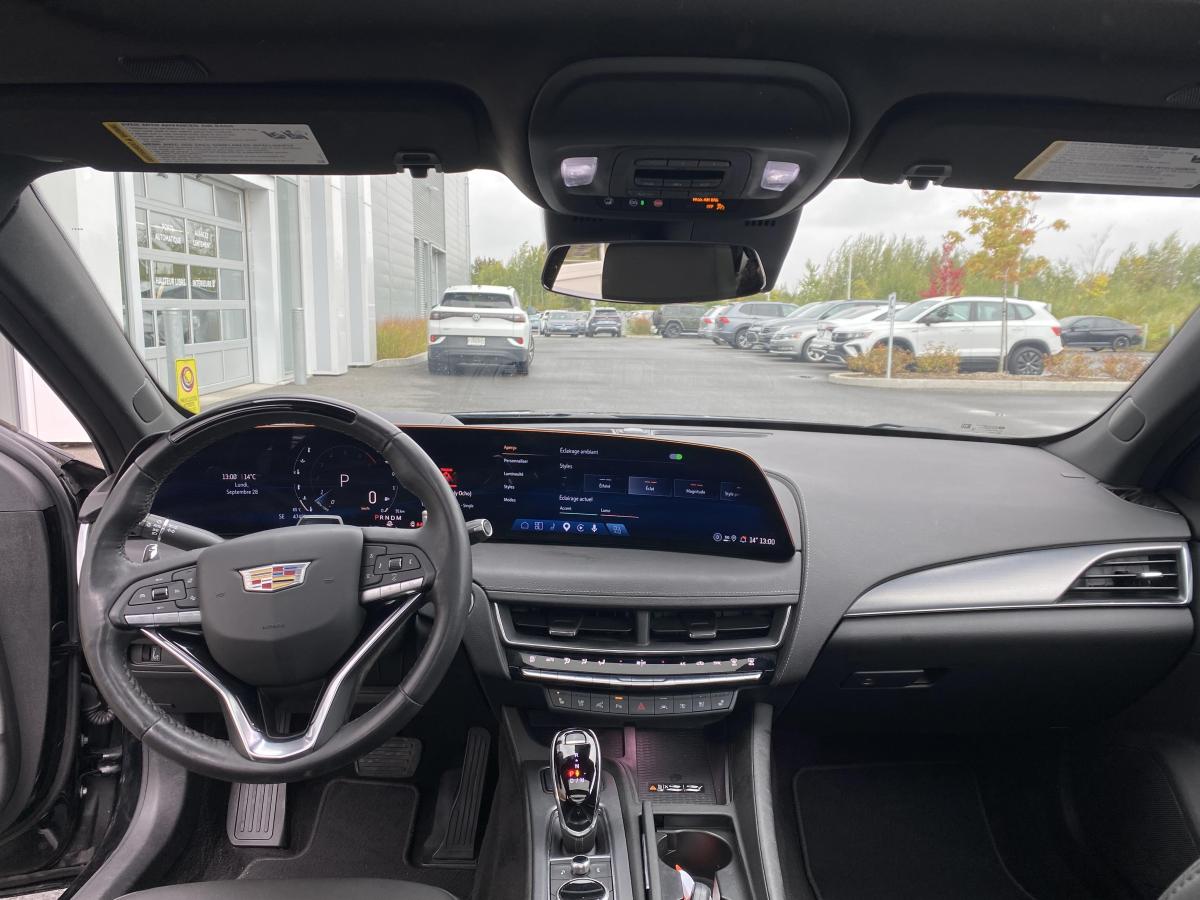 2025 Cadillac CT5 - Image 15