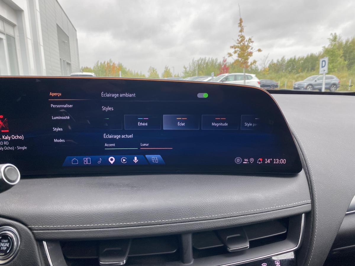 2025 Cadillac CT5 - Image 19