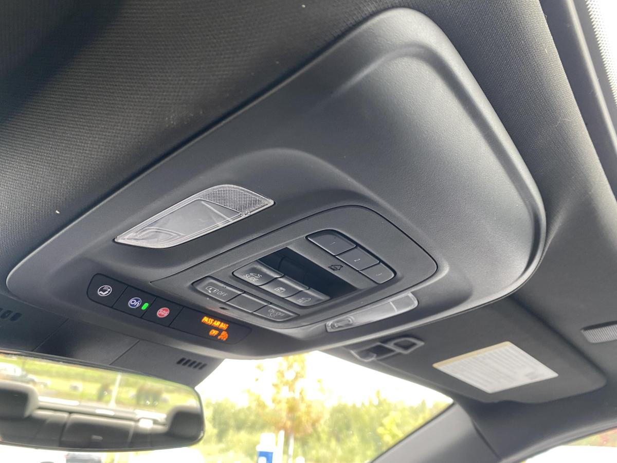 2025 Cadillac CT5 - Image 21
