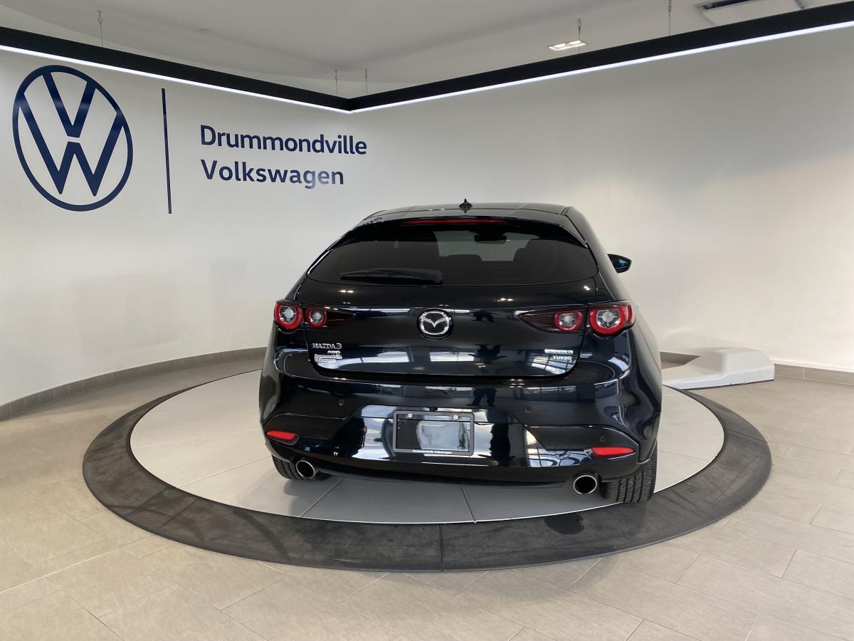 2025 Mazda Mazda3 Sport - Image 9