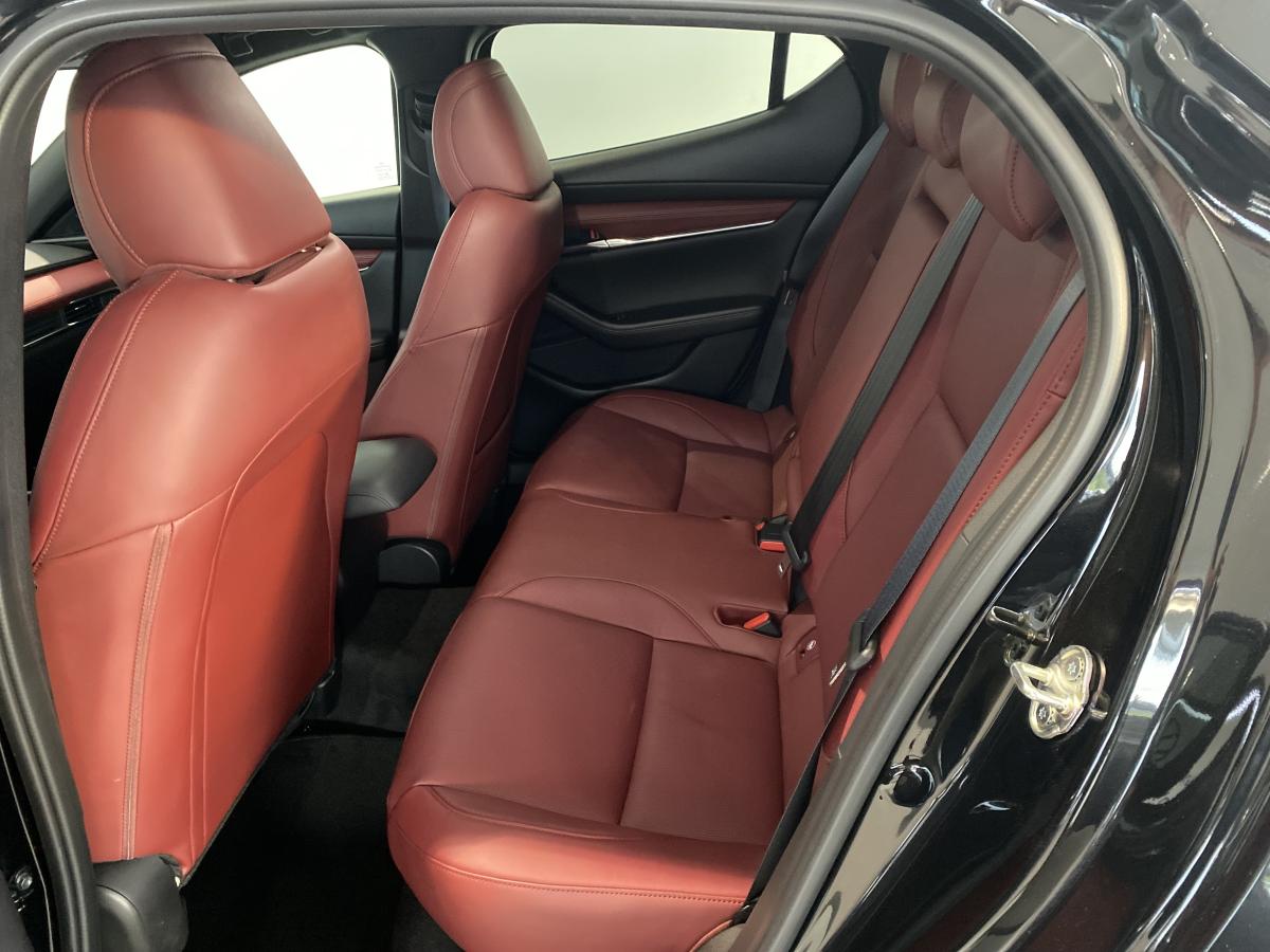 2025 Mazda Mazda3 Sport - Image 14