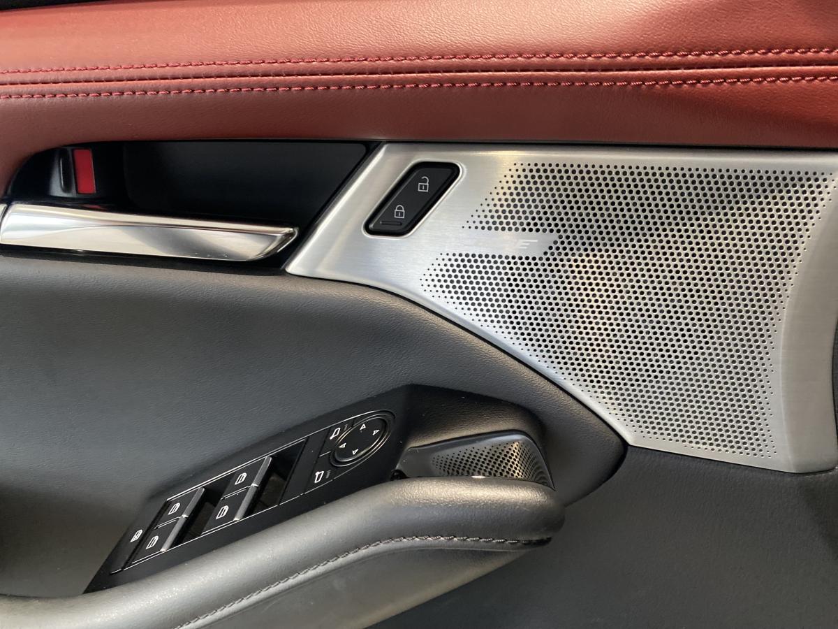 2025 Mazda Mazda3 Sport - Image 17
