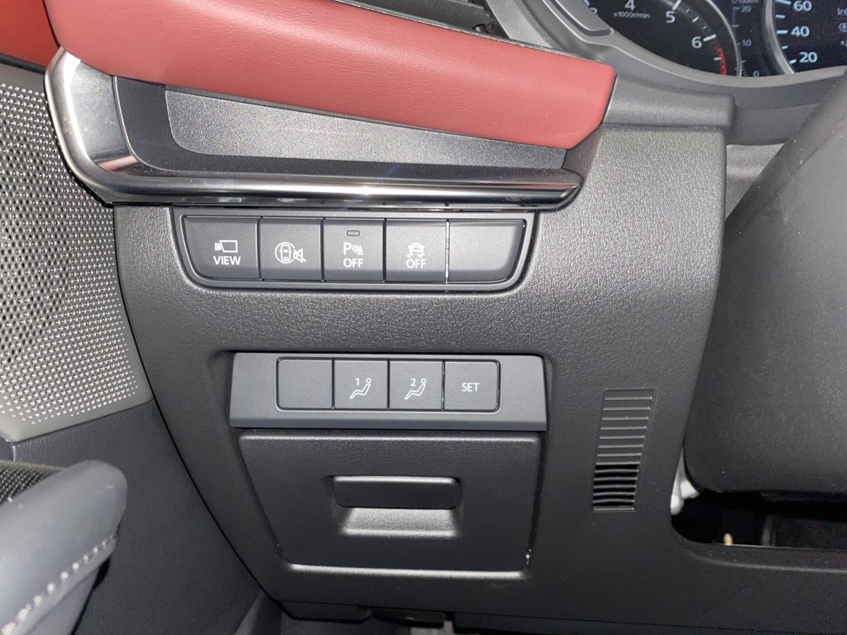 2025 Mazda Mazda3 Sport - Image 18