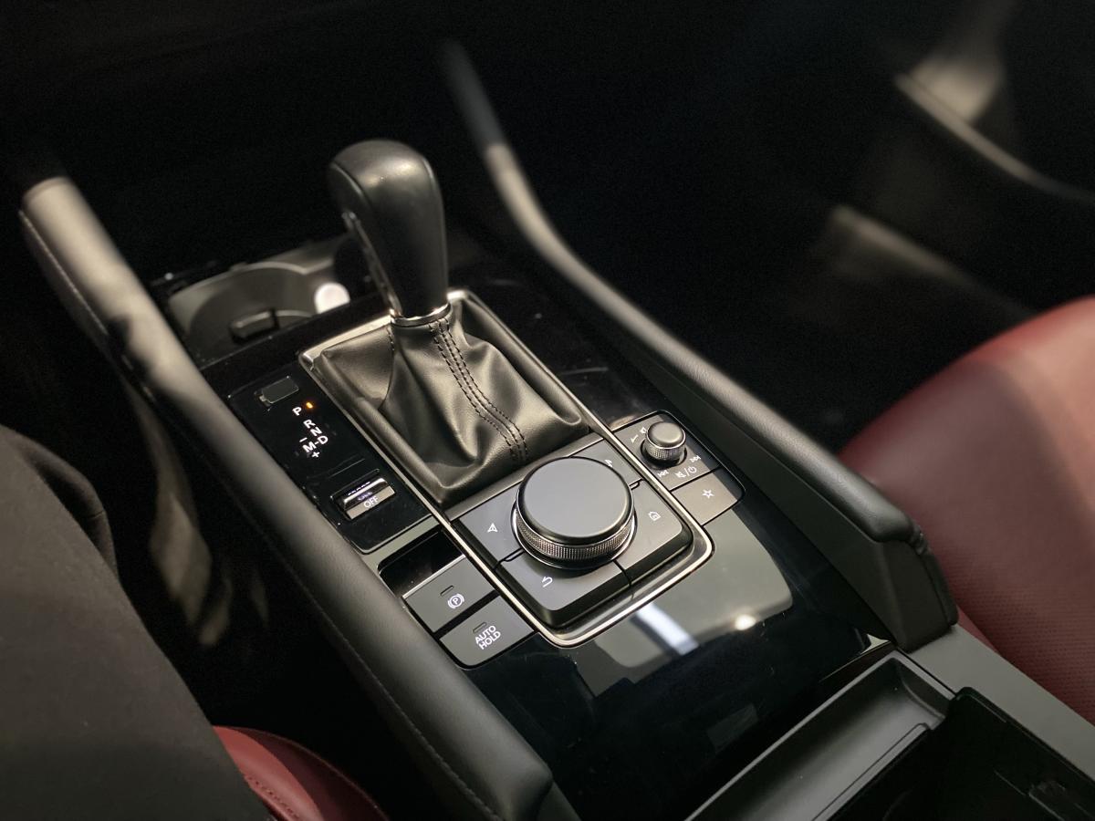 2025 Mazda Mazda3 Sport - Image 25
