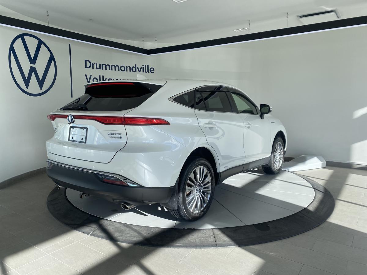 2021 Toyota Venza - Image 11