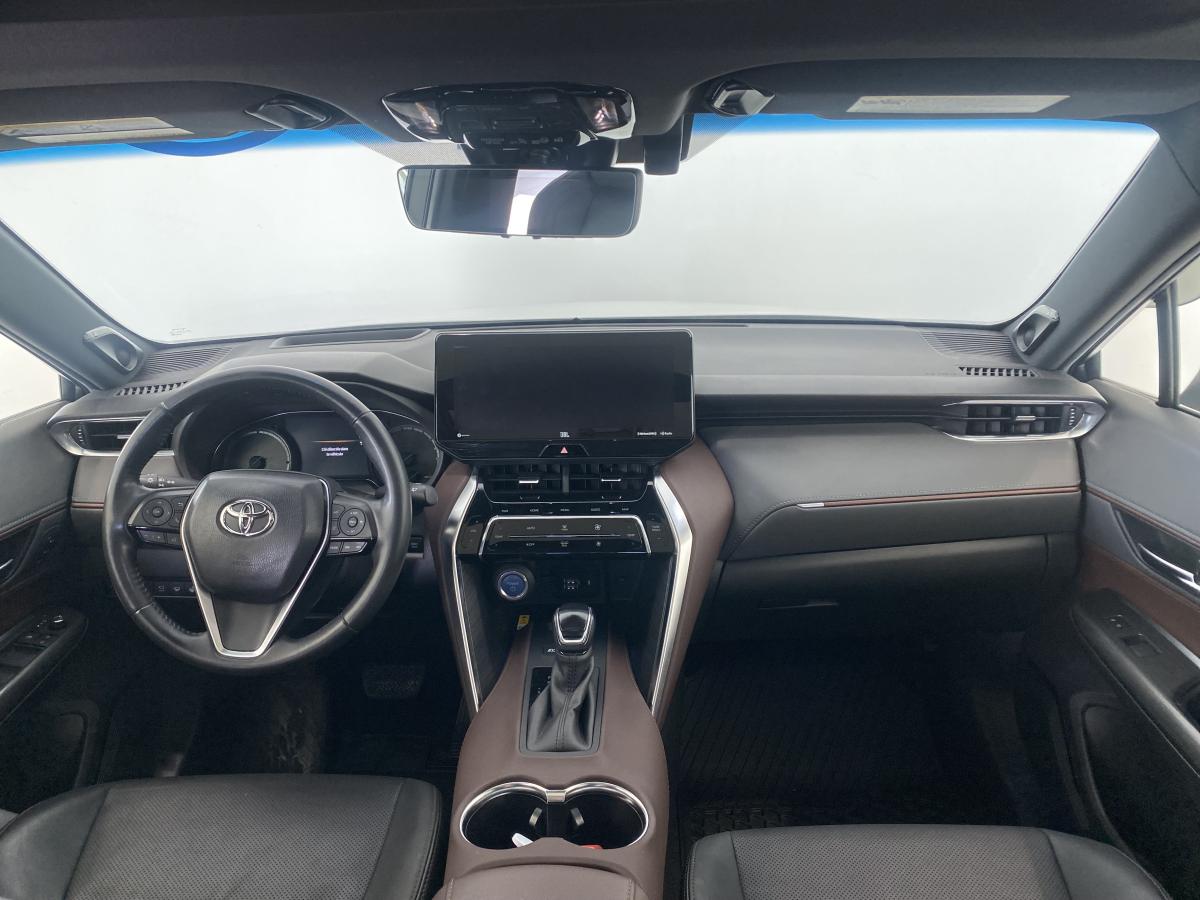 2021 Toyota Venza - Image 20