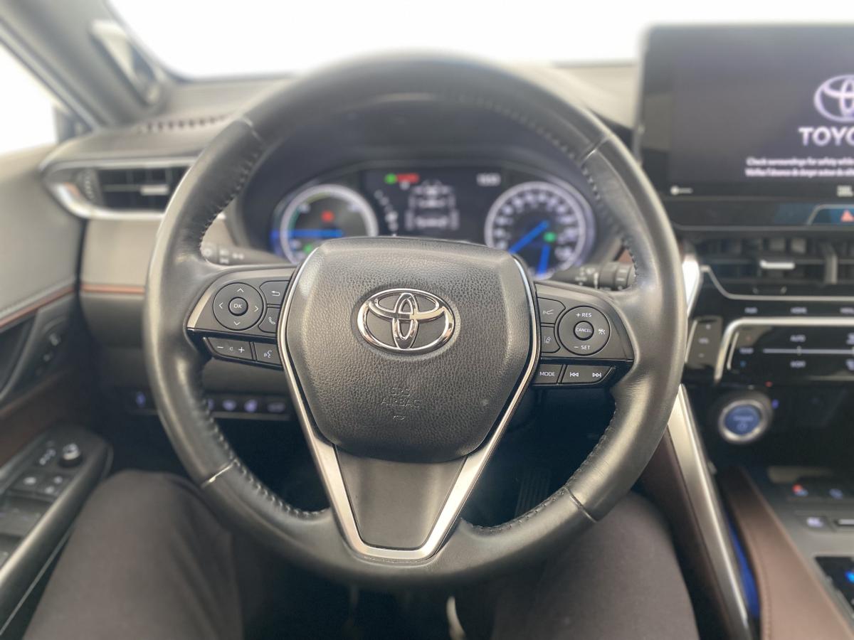 2021 Toyota Venza - Image 25