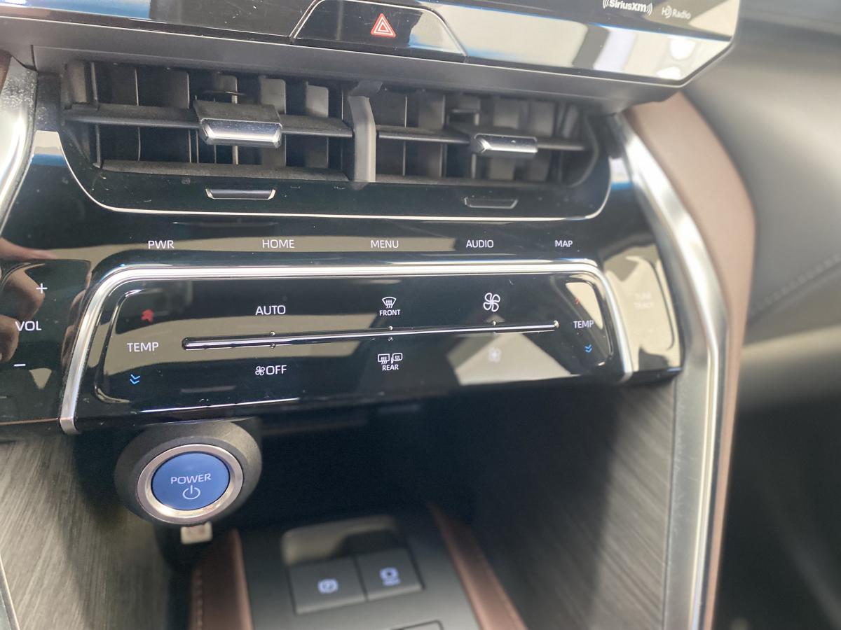 2021 Toyota Venza - Image 27