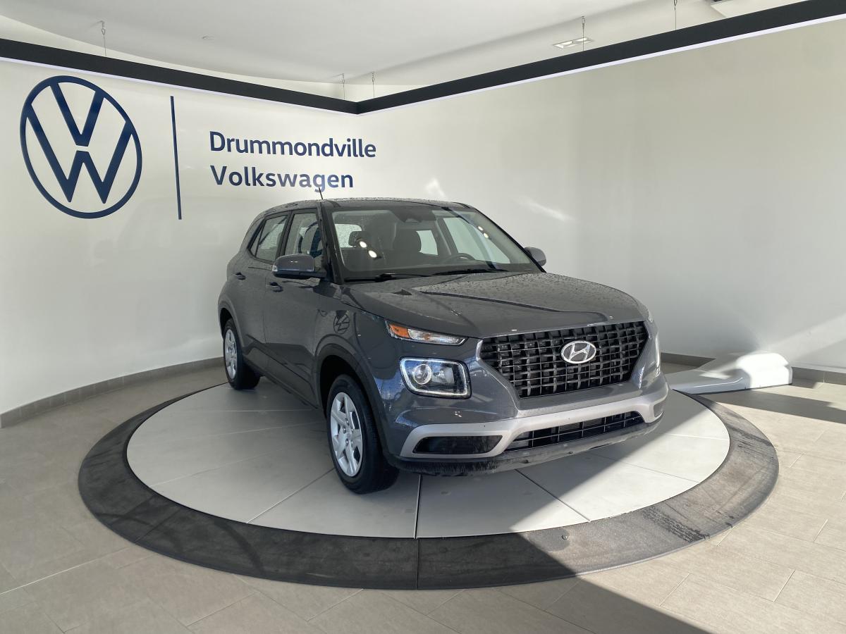 2025 Hyundai Venue - Image 5