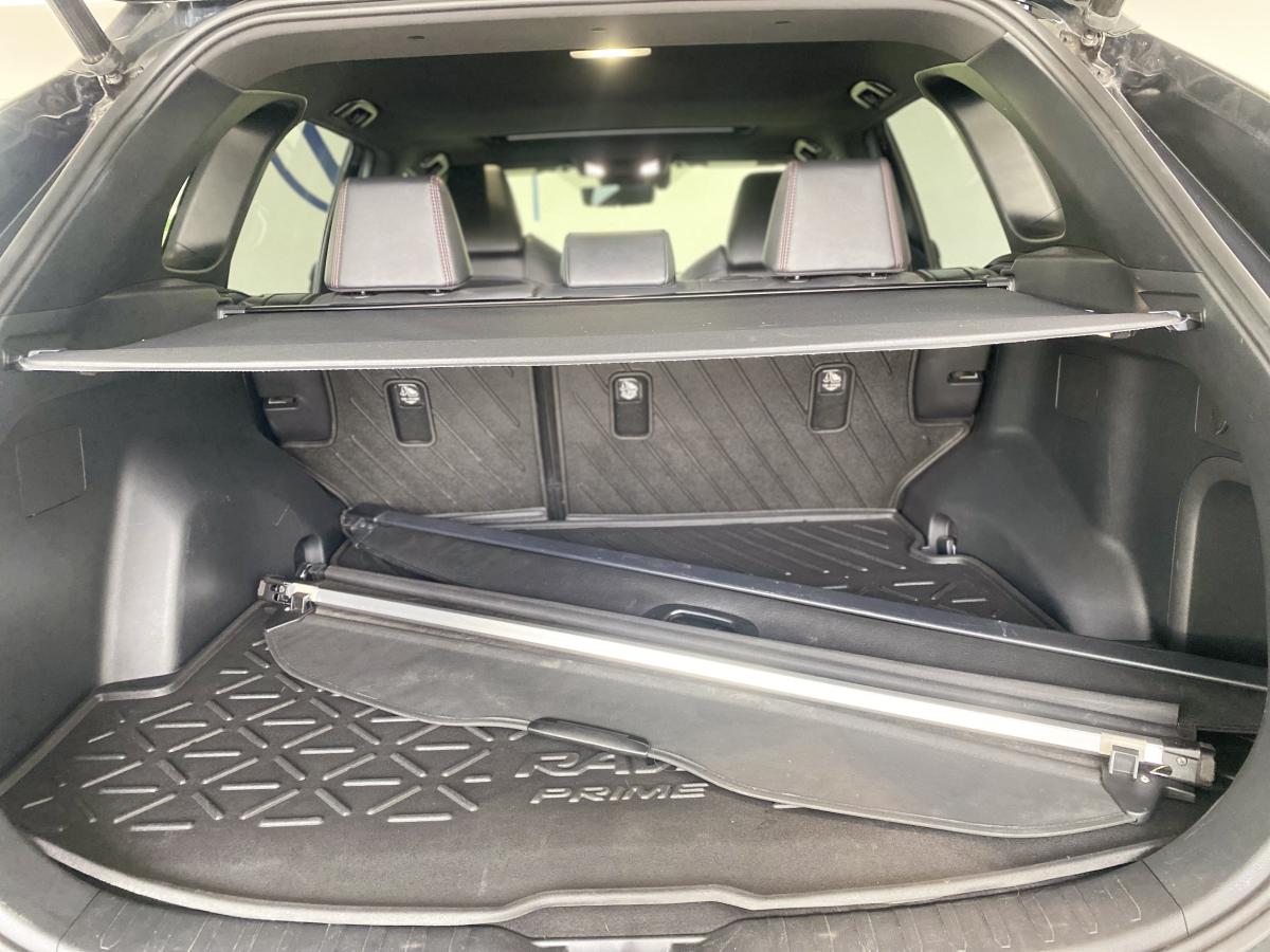 2022 Toyota RAV4 Prime - Image 15