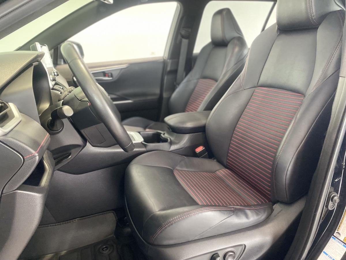 2022 Toyota RAV4 Prime - Image 18