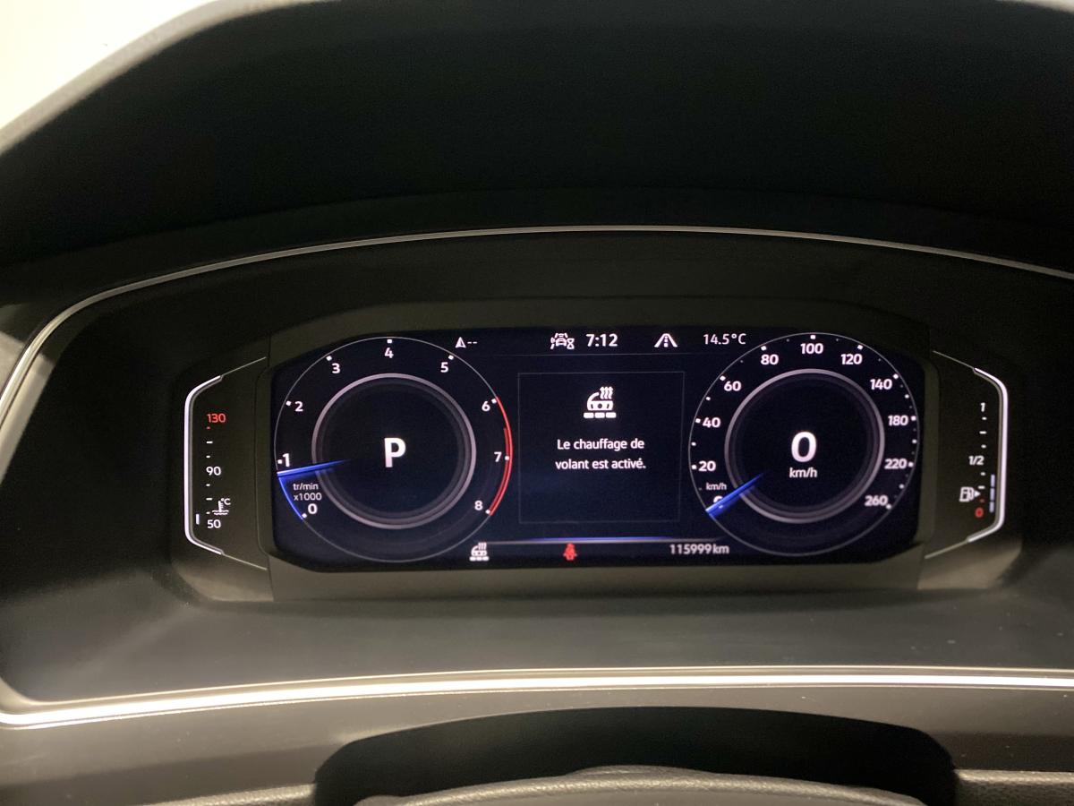 2022 Volkswagen Tiguan - Image 19