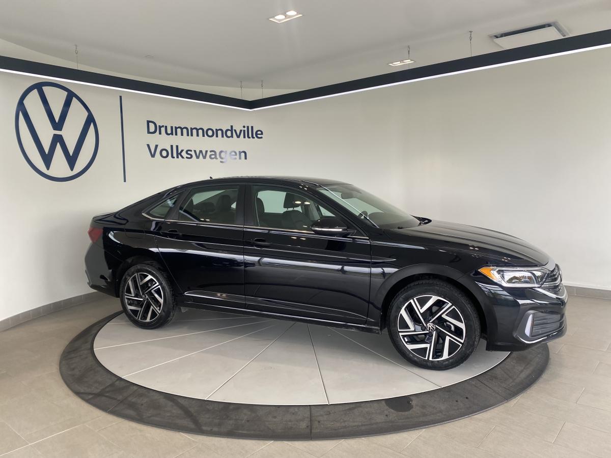 2022 Volkswagen Jetta - Image 6