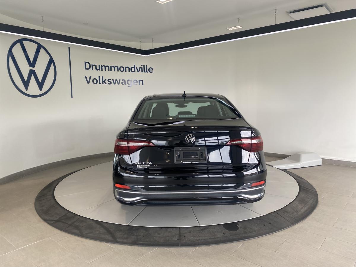 2022 Volkswagen Jetta - Image 10