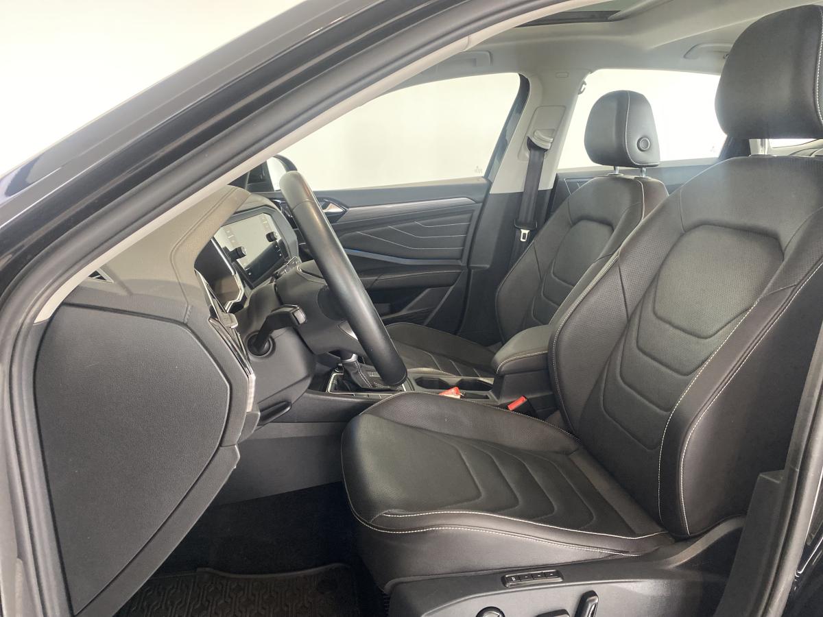 2022 Volkswagen Jetta - Image 18