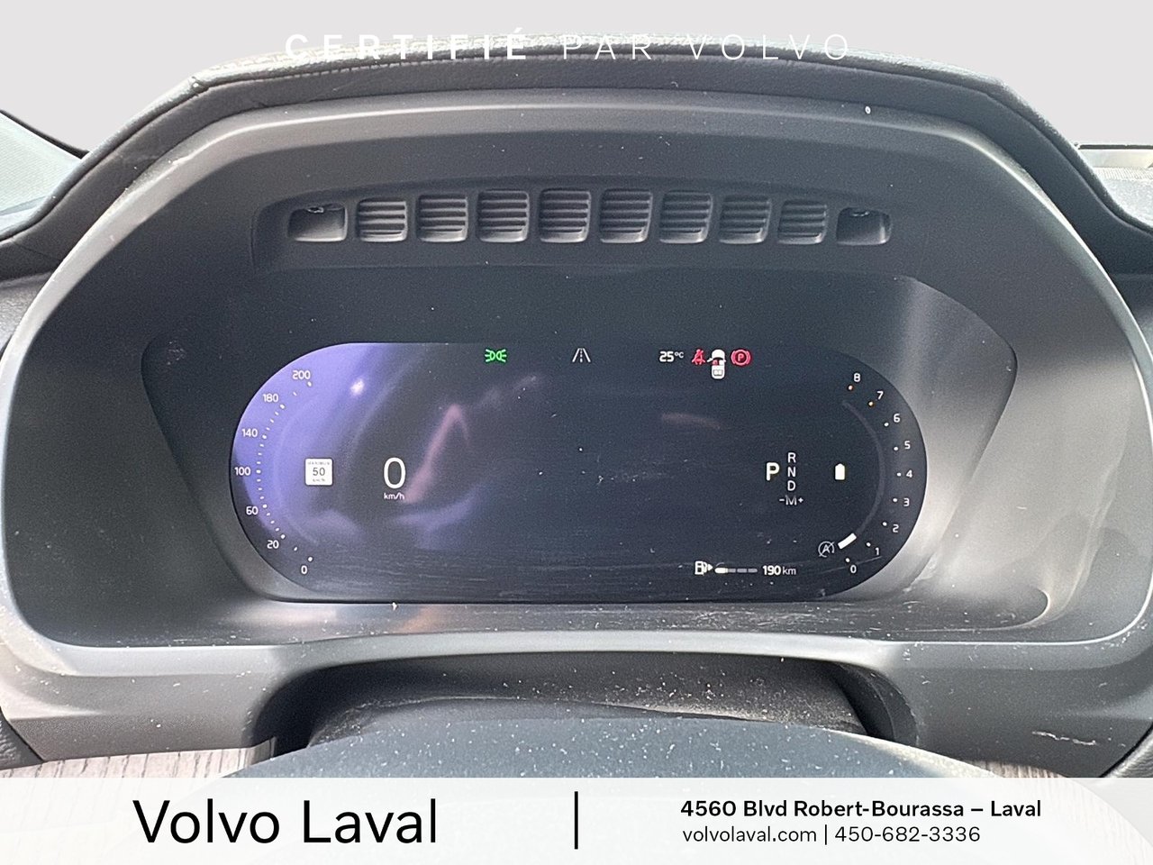 2023 Volvo XC90 - Image 12